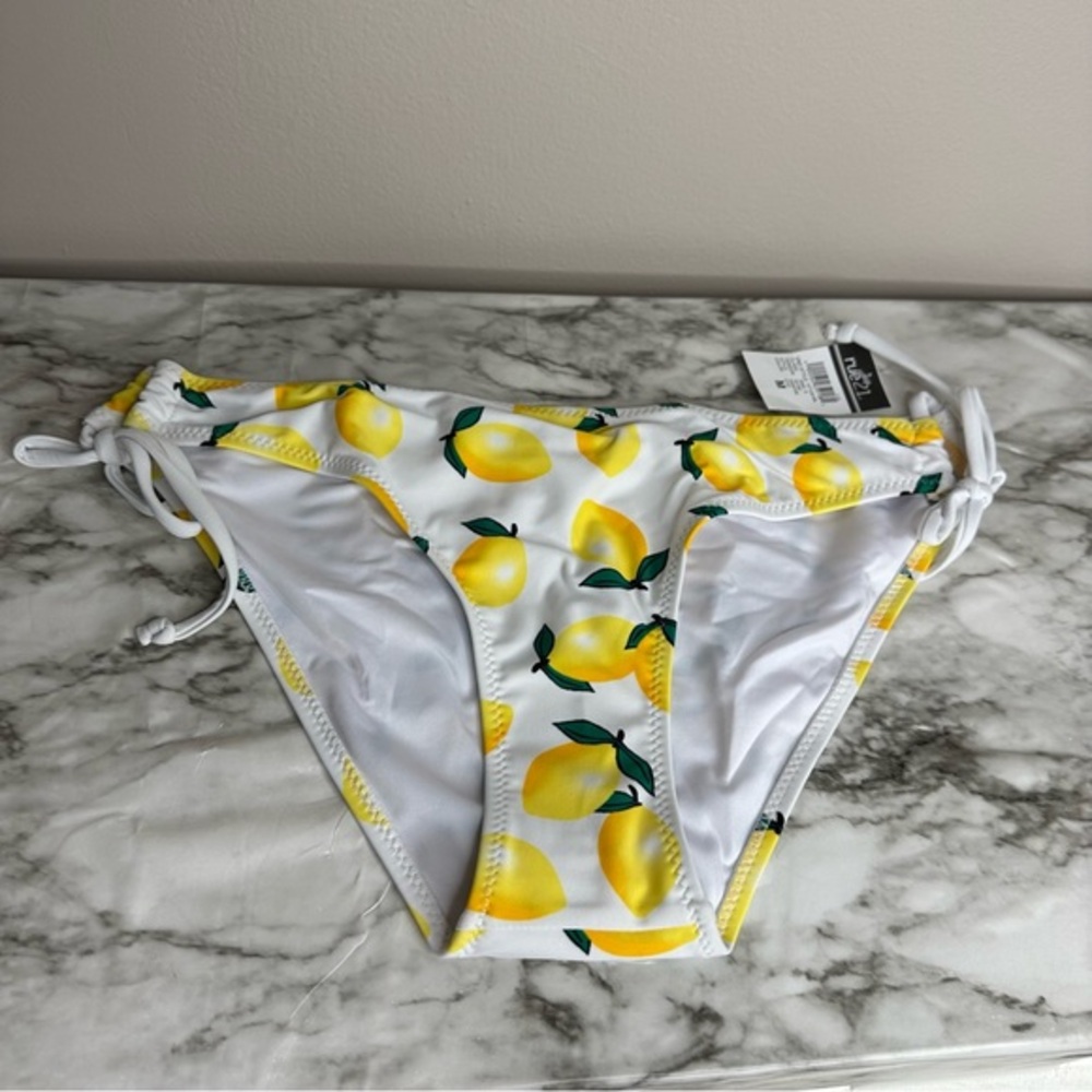 Lemon print bikini bottoms